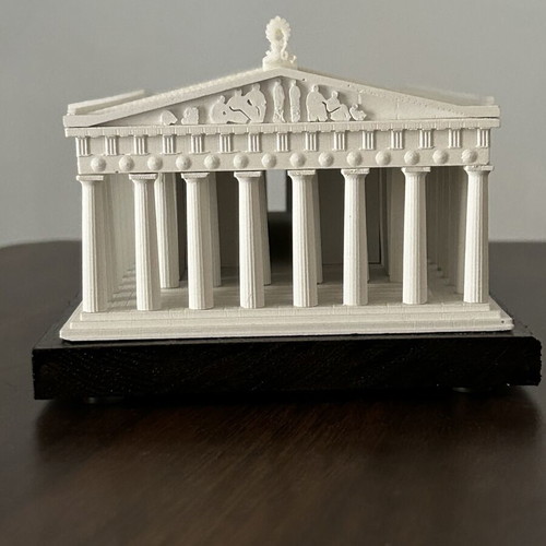 Parthenon model like new with detailed artistic plaster and wooden base
