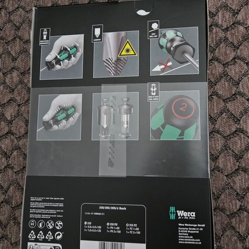 Wera set of 6 screwdrivers new with rack