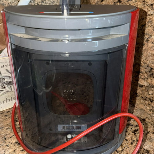 Nescafé Dolce Gusto coffee maker like new