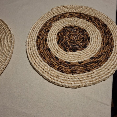 Woven placemats set of 5 new, natural beige and brown tones