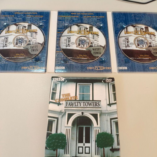 Fawlty Towers The Complete TV Series 3 Disc Edition DVD used