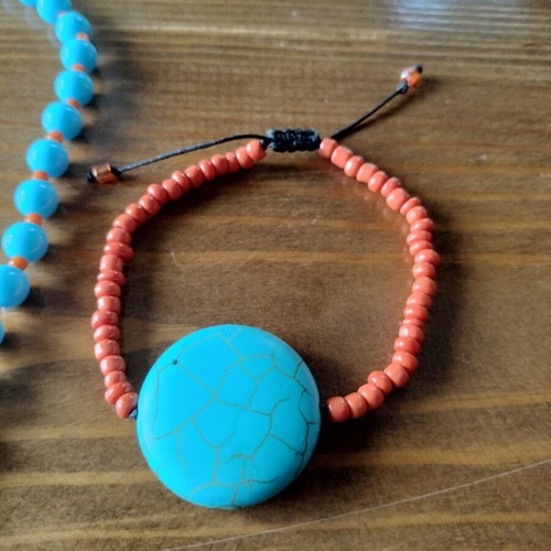 Jewelry set with handmade bracelet in turquoise and orange