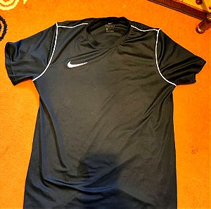 Nike t-shirt dri-fit large