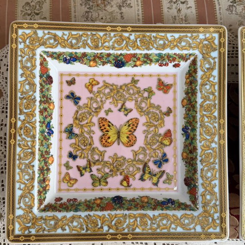 Versace pink plates set of two 22x22 cm like new