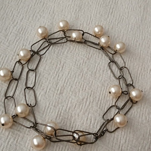 Statement necklace paperclip chain with pearls like new