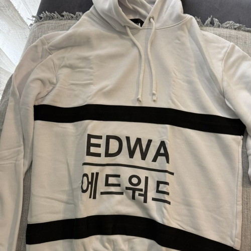 Men's sweatshirt used, size M, black and white