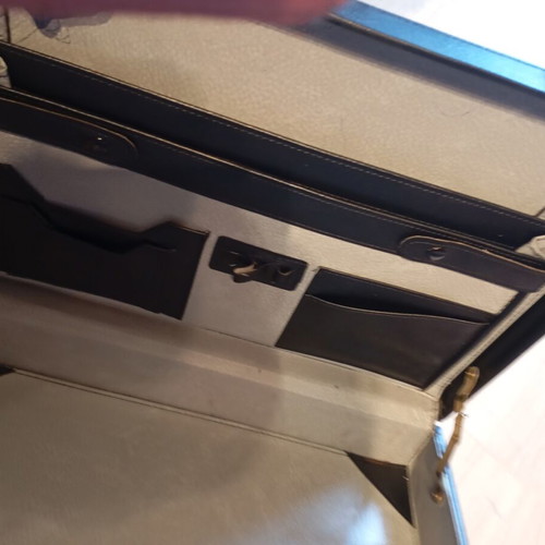 Vintage suitcase used, black, size 45/33, paint 9