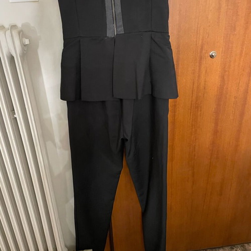 Zara jumpsuit like new, black, strapless with peplum
