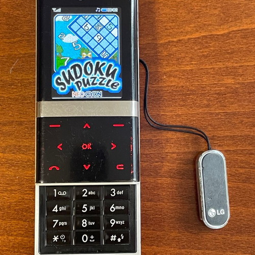 LG KE800 Chocolate used phone