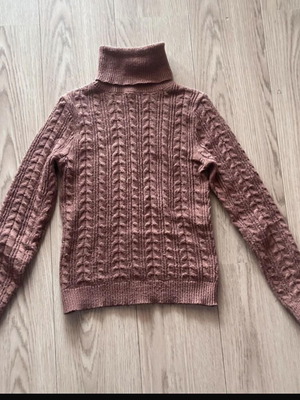 Shein sweater used, slim fit, brown, size M