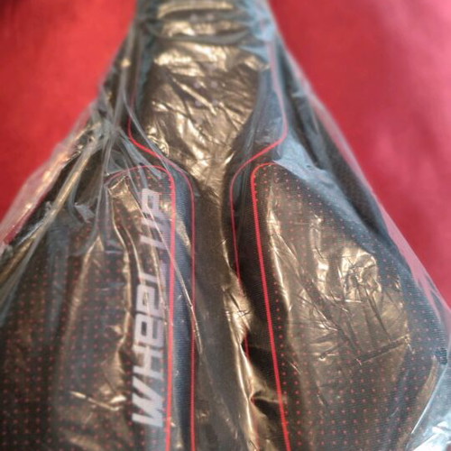 Bicycle saddle cover new orthopedic with cushions black and red