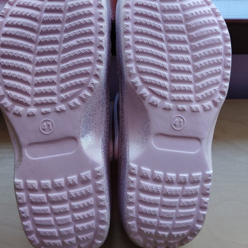 Shiny women's clogs, size 41
