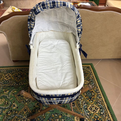 Preteen bed with mattress and changing drawer like new, bassinet included