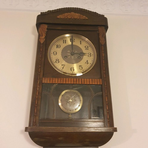 Carved Pendulum Clock from 1900 like new