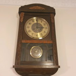 Carved Pendulum Clock from 1900 like new