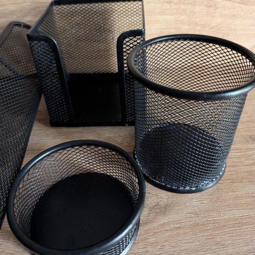Office organization set 4 pieces used, black metal mesh