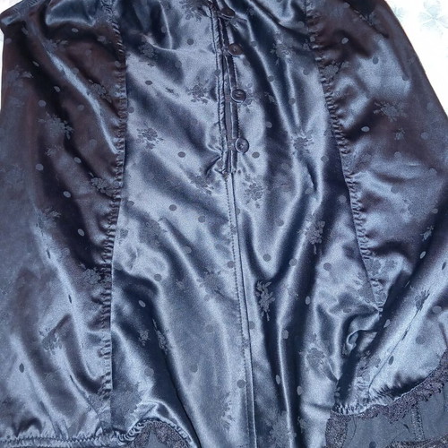 Lida satin bodysuit like new, medium, black