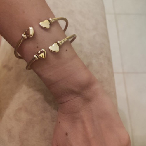 Women's Steel Bracelets Set of 2 with Heart Details Gold Tone New