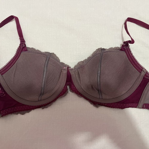 Venus Victoria bra size 75, grey and burgundy, detachable straps