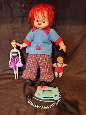 Vintage Toyse Clown Doll 1970s with Retro Toy Gift Set used