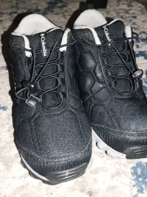 Youth Firecamp Mid 2 Waterproof Kids Hiking Boots Black Like New