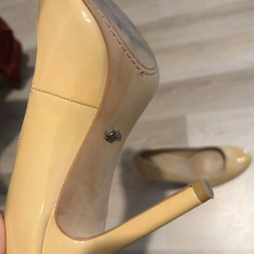Kenneth Cole beige pumps size 38