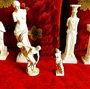 Συλλογή 6 Αγαλμάτων χειροποίητων από Αλάβαστρο: Σωκράτης Αφροδίτη Καρυάτιδα Ιωνικός Κίων Δισκοβόλος.