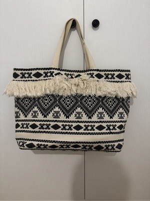 Boho Ethnic υφασμάτινη τσάντα παραλίας με κρόσσια SugarFree σαν καινούργιο