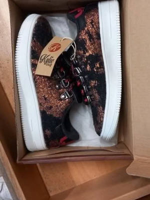 Girls' shoes size 31 new