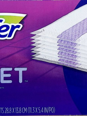 Swiffer Wet Jet like new, 23 and 21 pieces out of 24