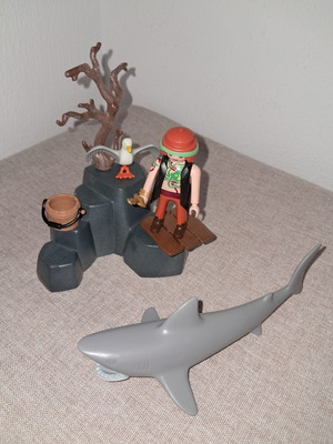 Playmobil σετ ναυάγιο πειρατή με καρχαρία