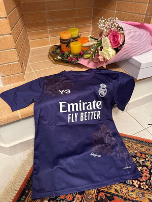 Football Jersey Y-3 Real Madrid Ronaldo 7 like new