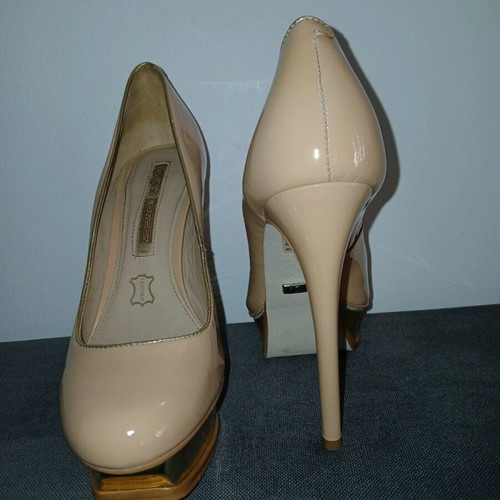 Buffalo double-layer leather patent platform pumps 12cm like new