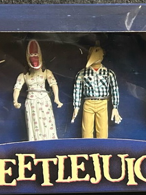 Beetlejuice 4 piece figurine set Neca new, rare 2001