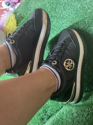 Guess women's sneakers used, size 37, black