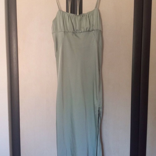 Zara satin green dress with straps like new, midi length