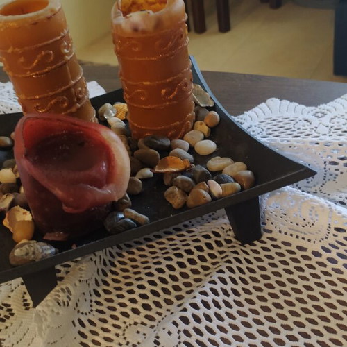 Decorative candle set used