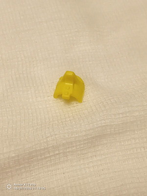 Playmobil yellow glove accessory like new