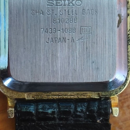 Seiko men's black watch like new