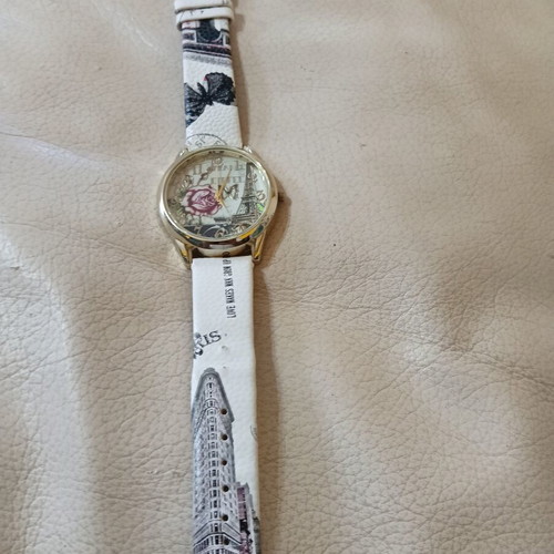 Women's Quartz wristwatch with vintage Paris dial, like new