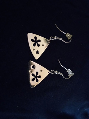 Steel earrings like new, silver color