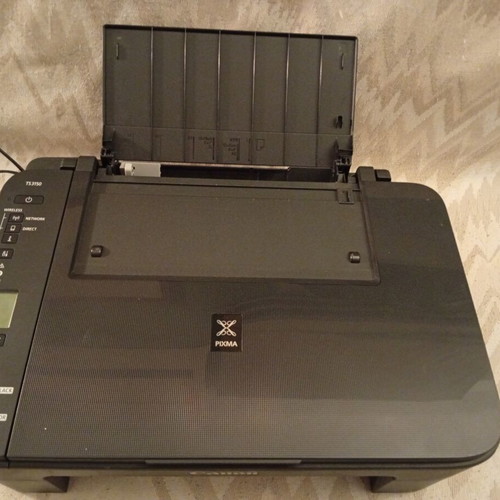 Canon Pixma TS3150 printer like new, color and black ink, 2020 model