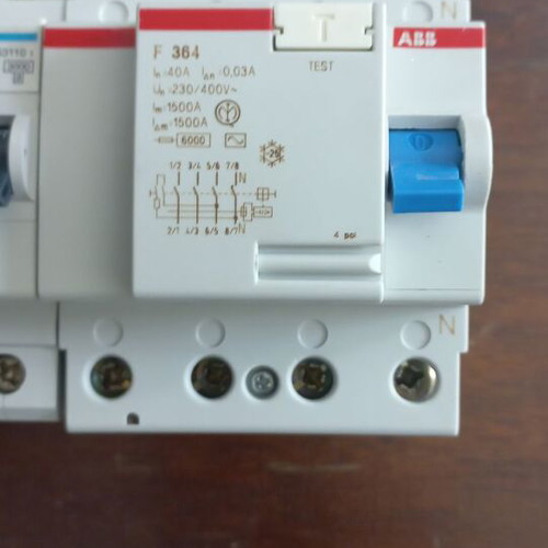 Automatic circuit breakers MW110 10A 9 pcs and ABB F364 three-phase residual relay like new