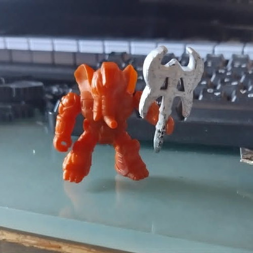 Elephant Weapon new, printed figure not included