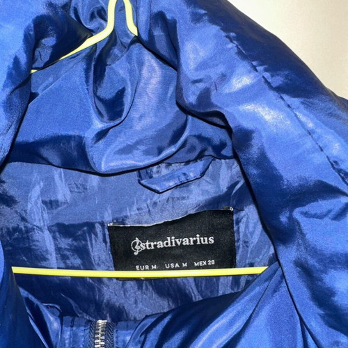Stradivarius oversized puffer jacket like new, blue, size M