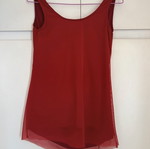 Red sleeveless blouse like new with open back and chain design