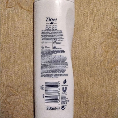 Dove Nourishing Body Lotion new, closed packaging