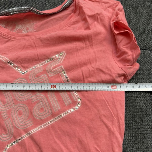 Guess women's t-shirt like new with rhinestones size S pink