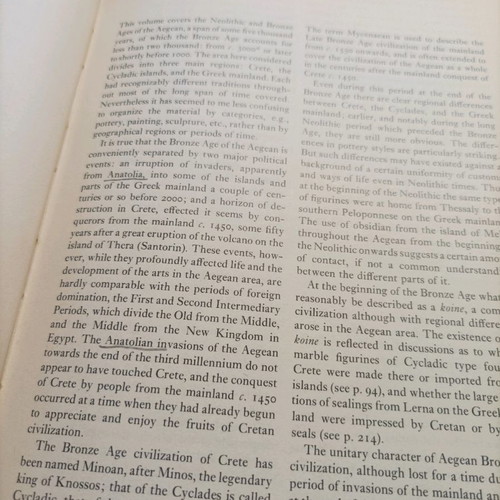 Book The Arts in Prehistoric Greece like new 1978