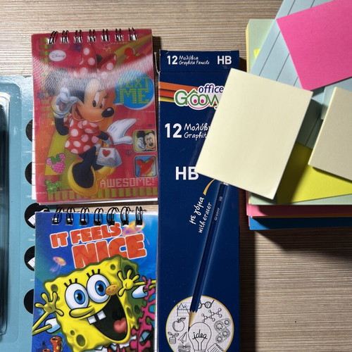 School supplies set unused